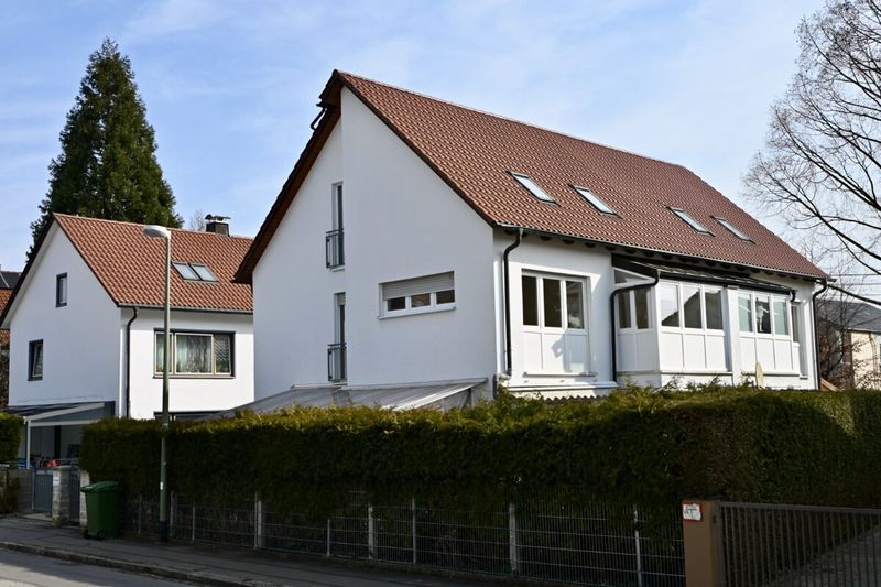 Junge Doppelhaushälfte in Göggingen mit Potenzial